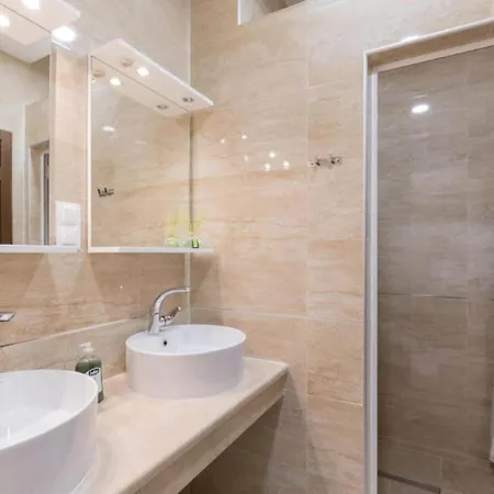 Free Bird - Bed In Four Bed Mixed 2 Feriehus Dubrovnik